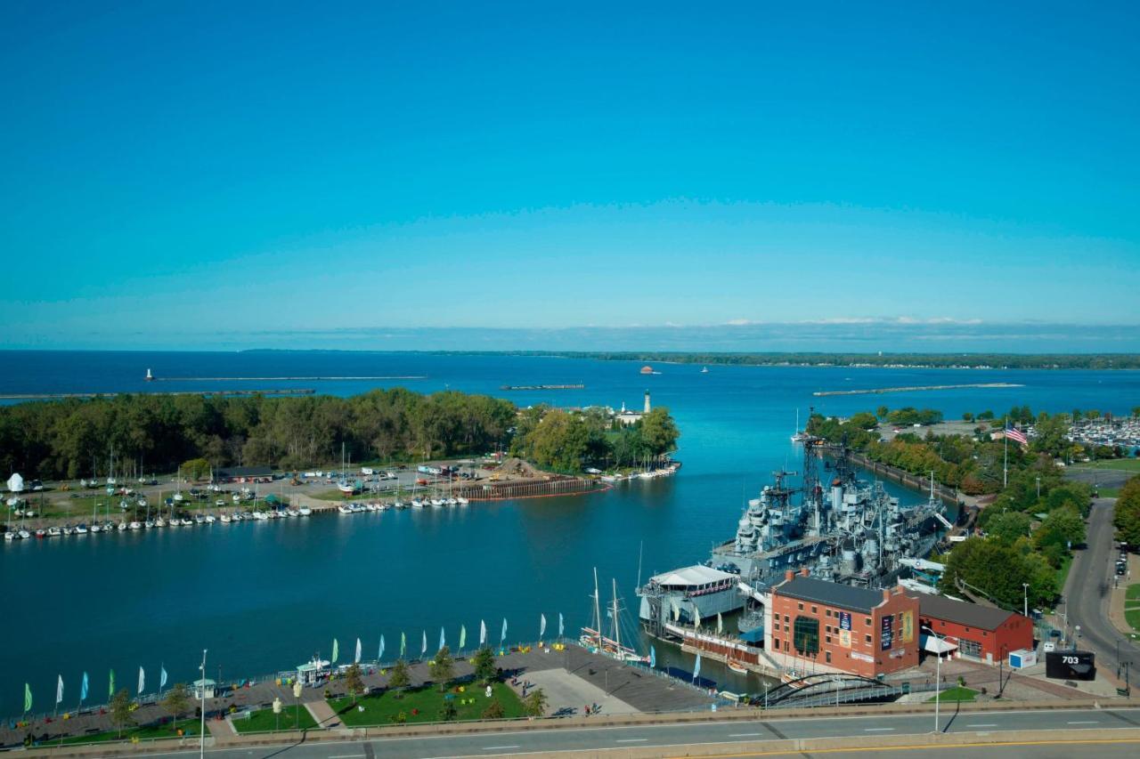 Buffalo Marriott At Lecom Harborcenter Экстерьер фото