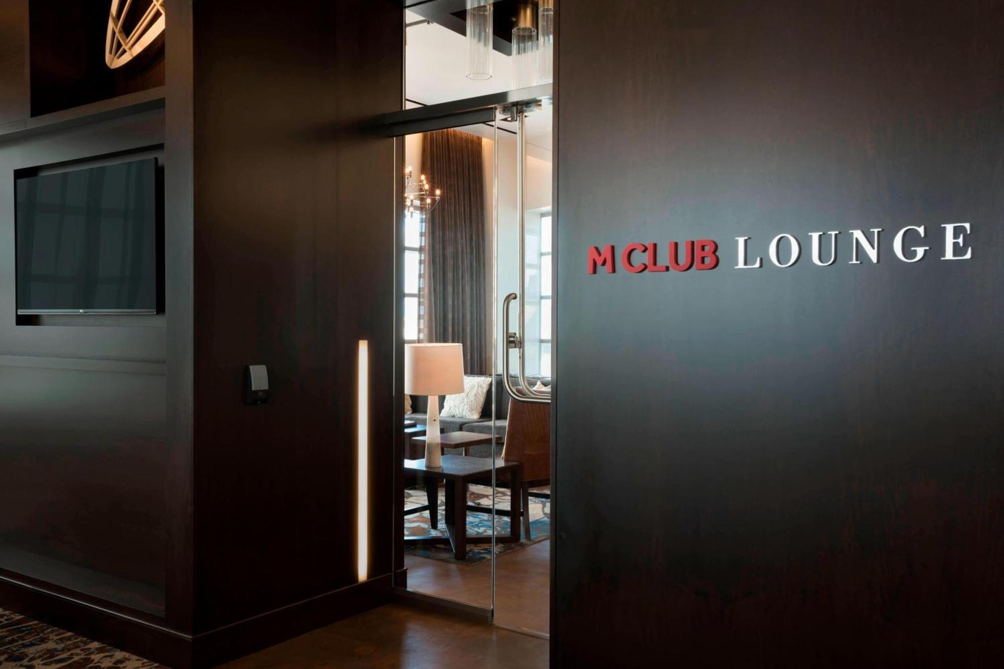 Buffalo Marriott At Lecom Harborcenter Экстерьер фото