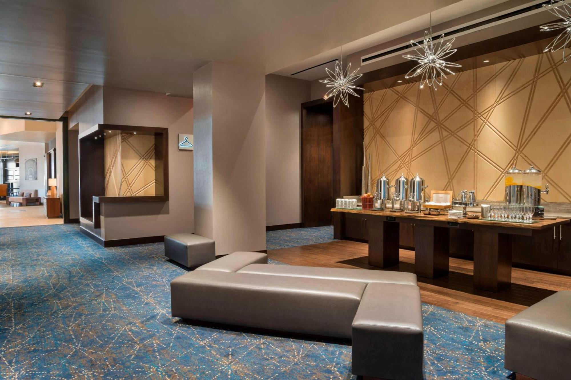 Buffalo Marriott At Lecom Harborcenter Экстерьер фото