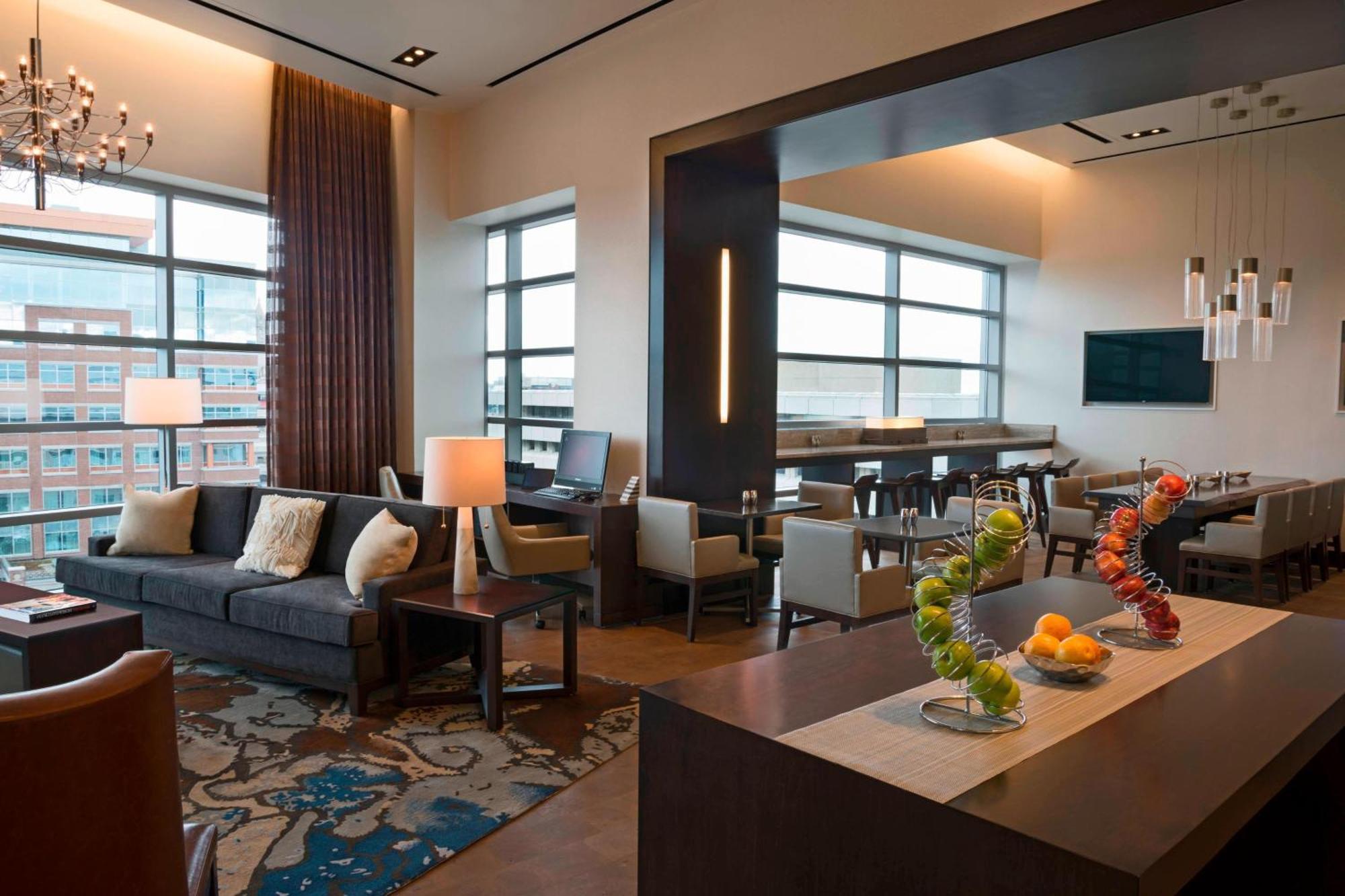 Buffalo Marriott At Lecom Harborcenter Экстерьер фото