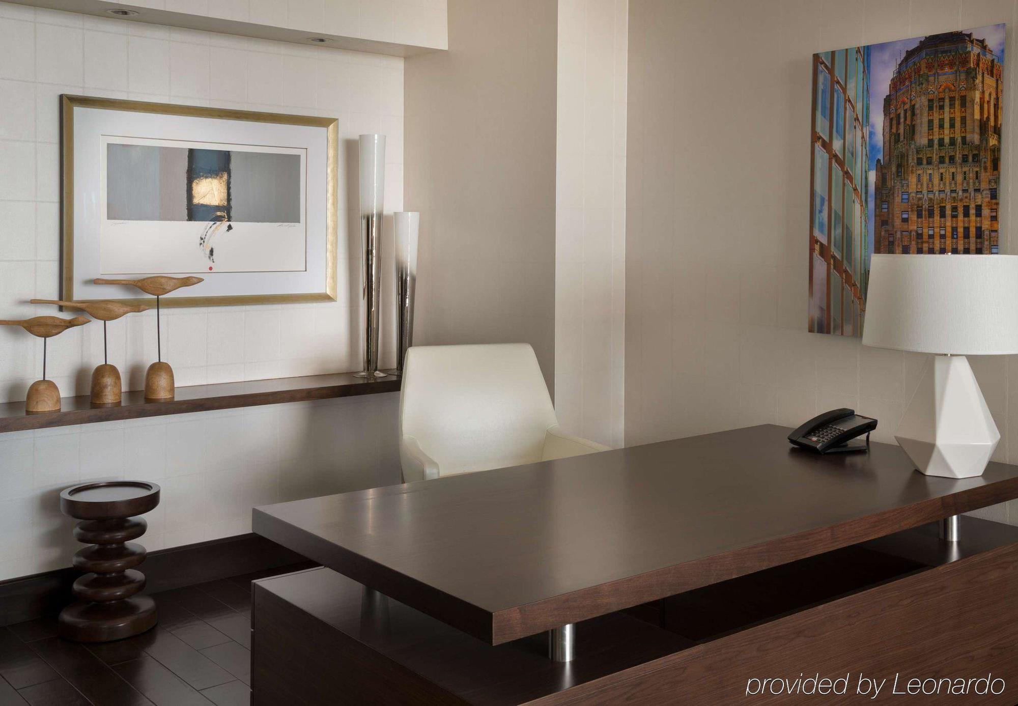 Buffalo Marriott At Lecom Harborcenter Экстерьер фото