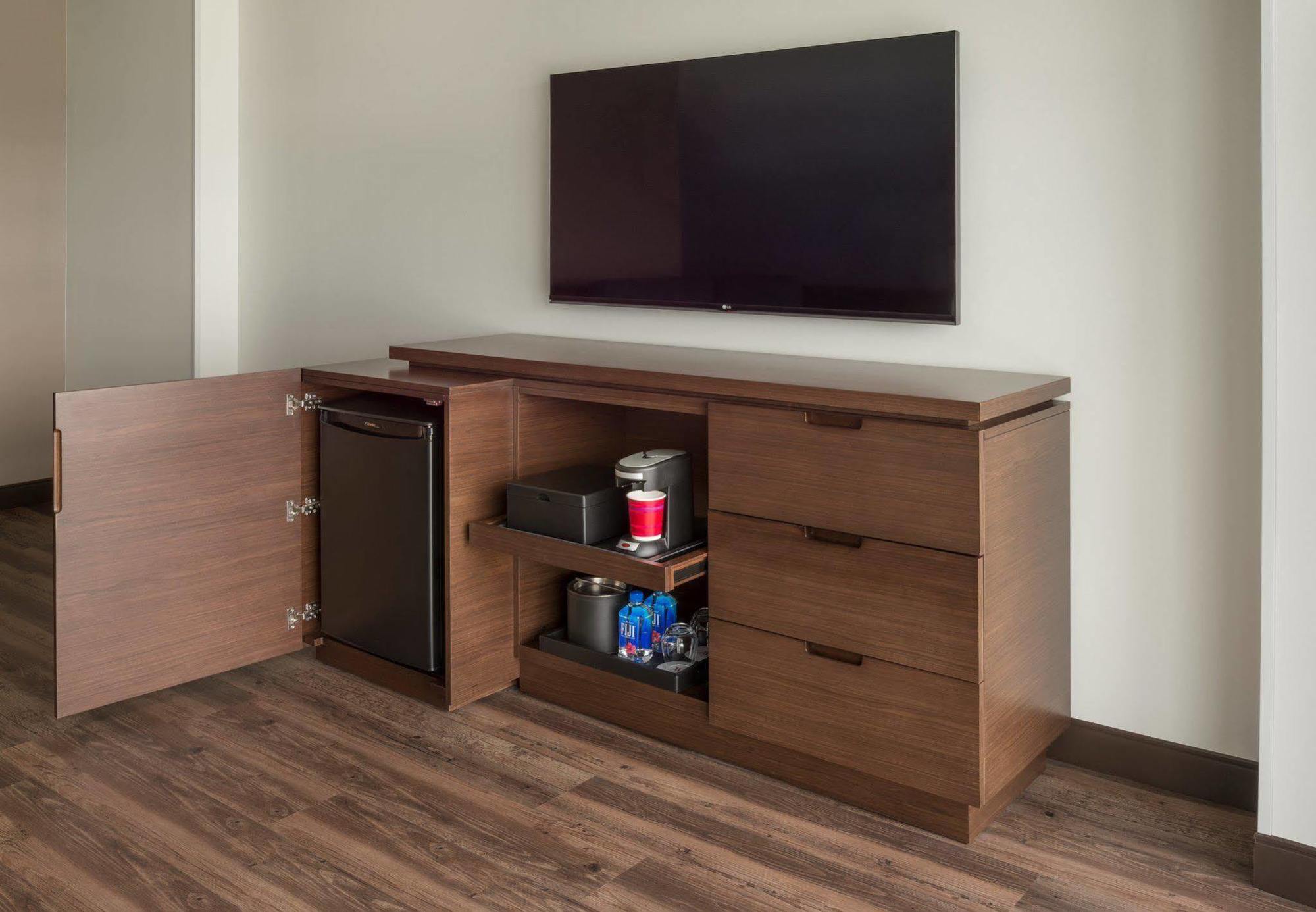 Buffalo Marriott At Lecom Harborcenter Экстерьер фото